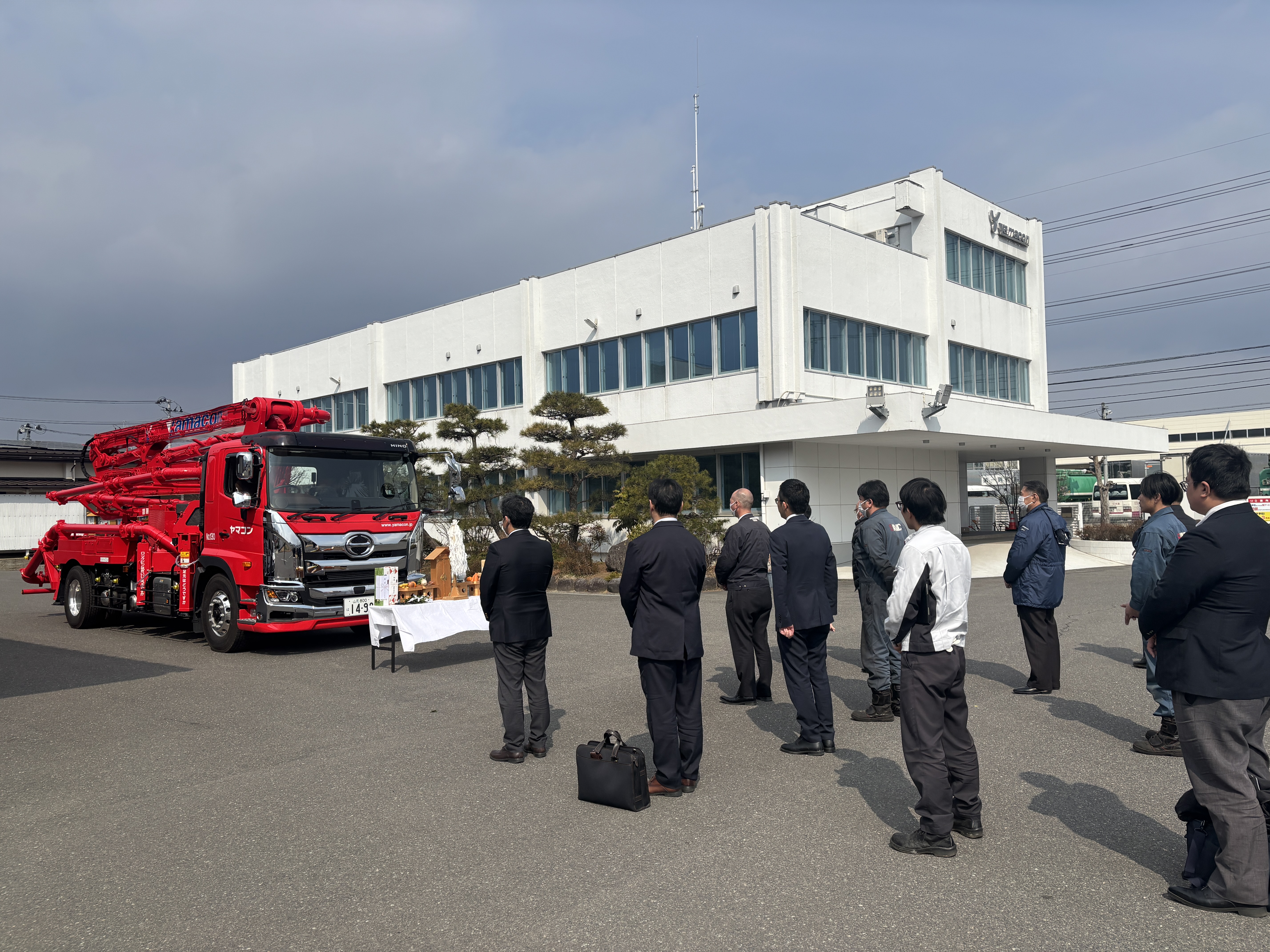 極東開発工業「PY120B-26D MO93」26mブームのコンクリートポンプ車が